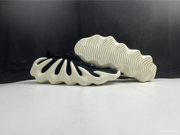 H68049 450 Yeezy Cloud Adidas Black 0815